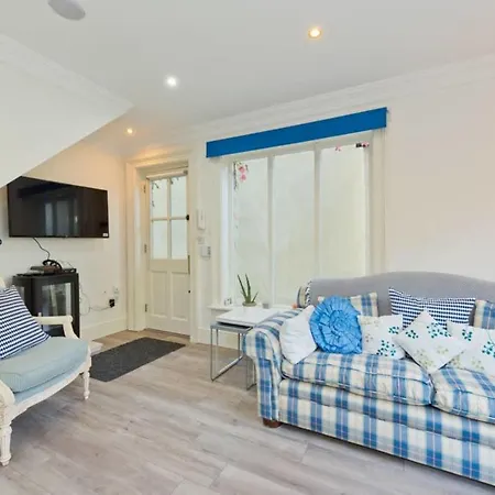 Luxury Quiet 2 Bedroom With Garden In Central Rathmines Lei7k20 아파트 *